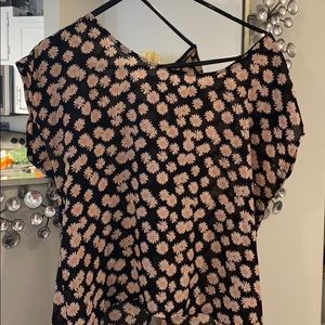 Floral top